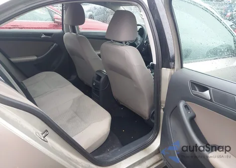 2014 Volkswagen Jetta 2.0L Tdi Value Edition z USA, uszkodzony, nr VIN 3VWLL7AJ2EM331376